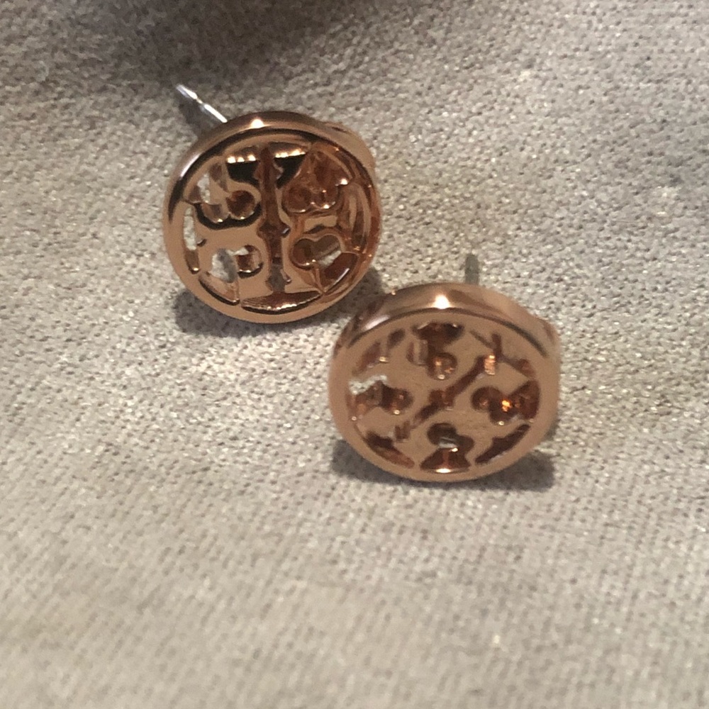 Tory Burch Logo Stud earrings